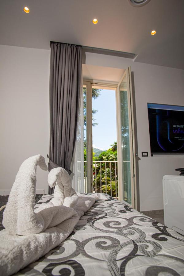 Forever Luxury Rooms Castellammare di Stabia Exterior foto
