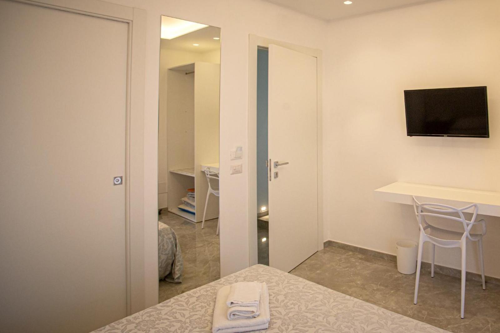 Forever Luxury Rooms Castellammare di Stabia Exterior foto