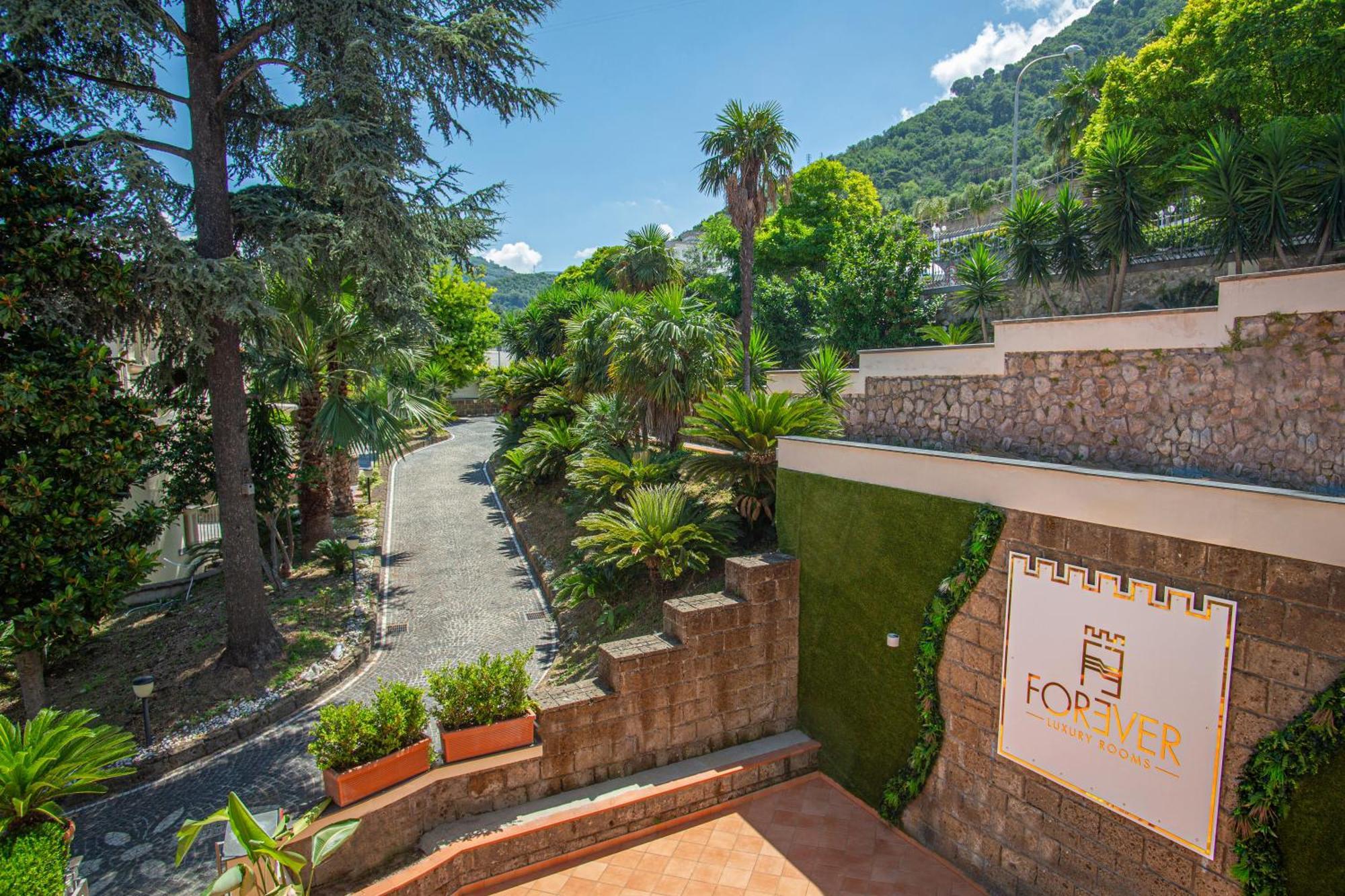 Forever Luxury Rooms Castellammare di Stabia Exterior foto